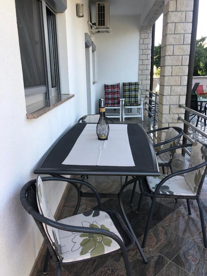 Villa Baldi Tar-Vabriga Luaran gambar
