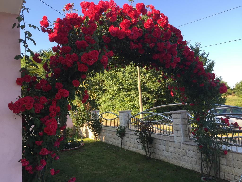 Villa Baldi Tar-Vabriga Luaran gambar