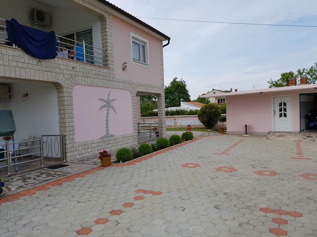 Villa Baldi Tar-Vabriga Luaran gambar